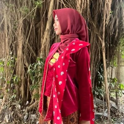 2_atlantichya's profile picture. woman in law ⚖️