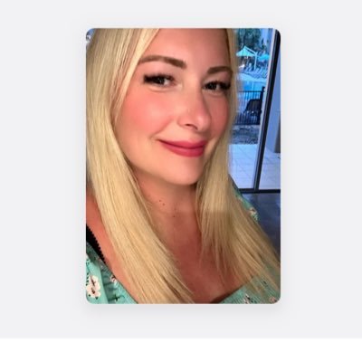StephanieAVFC's profile picture. Music loving 🎶 Travel loving 🌎 Very loving 💗 Lady by the sea 🌊 Aston Villa in my heart 💙💜Music in my soul. I love your smile 😉 🇺🇦