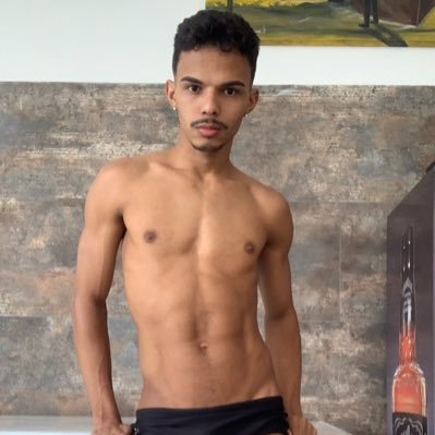 martinsseuputo's profile picture. Hey babe | Brazilian Guy 🇧🇷 | @oputodoteus | https://t.co/7krzLGlrB9 | https://t.co/B6WGwkzbAr | PayPal: oimateusmartins@gmail.com