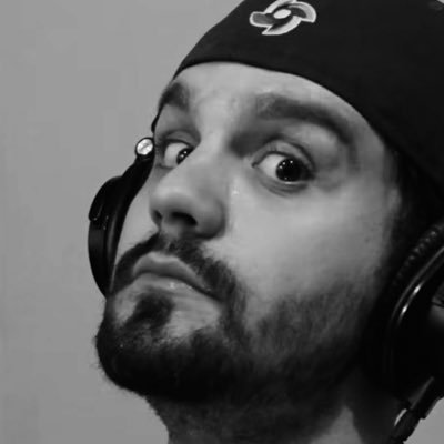 grandeeamorls's profile picture. 𝒆𝒖&𝒆𝒍𝒆 (𝘮𝘰𝘳𝘢𝘥𝘪𝘢) 𝗲𝘂 𝘃𝗼𝘂 𝘁𝗲 𝗮𝗺𝗮𝗿, 𝗽𝗿𝗮 𝘀𝗲𝗺𝗽𝗿𝗲 𝘃𝗼𝘂 𝘁𝗲 𝗮𝗺𝗮𝗿.