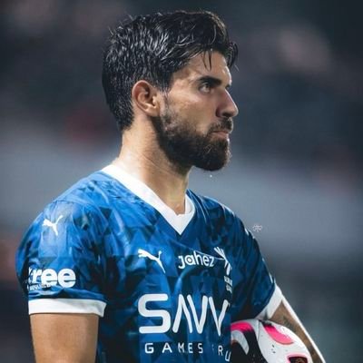 hima16ir's profile picture. لو كانت الحياة إبرة لكان رزقك خيطاً يأتيك من ثقبها
فاطمئن ، فما كتبه الله لك فهو لك ، وماكتبه لغيرك لن تناله