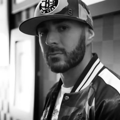 YanisARF's profile picture. 