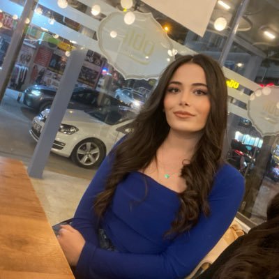 yeterrreruz's profile picture. 👩‍🏫.