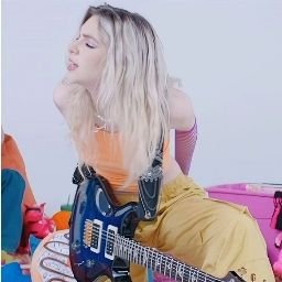 ShrinkingUnvrse's profile picture.