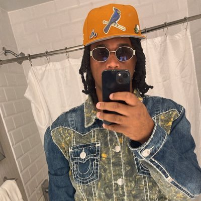 Wudakid74's profile picture. 6’4 🦍 Ion do good with the small talk