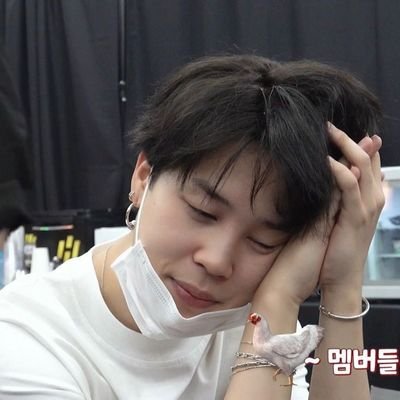 jmuface's profile picture. celebrating bomitober 🩵.