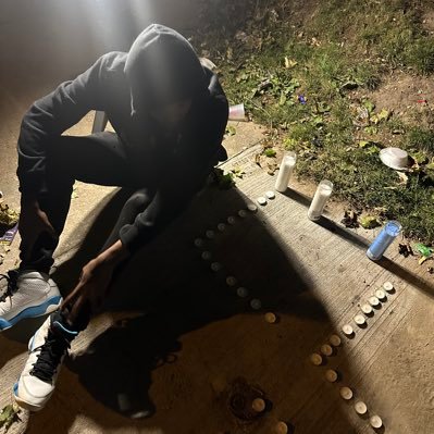 lowertonn's profile picture. 🥴Leo♌️