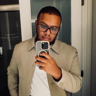 AJBecklesVO's profile picture. He/Him 🇵🇷🇳🇬 Voice of OKARUN #DanDaDan • SUGILITE #HSR • Kalim #TwistedWonderland APPEARANCES: @samfrishmancesd