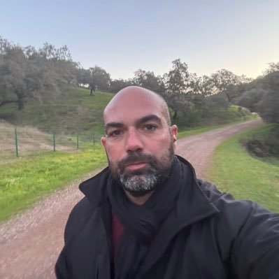 JGSC82's profile picture. A la deriva en un entretejido de realidades codificadas y configuraciones inestables cuánticas. Liberal. TAO, ETICA, CIENCIA. Aficionándome a la Ciencia Ficción