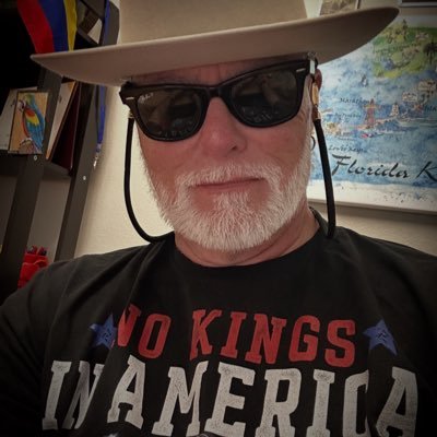 MichaelMufasa's profile picture. writer