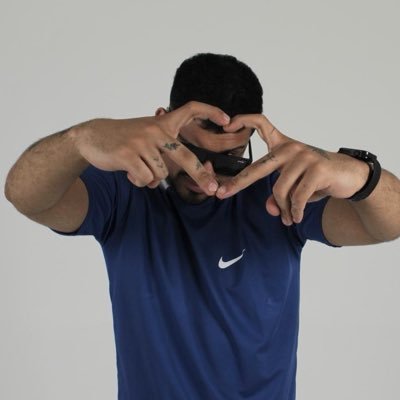 bibliahacker's profile picture. um santo sem igreja, mas com todos os pecados decorados