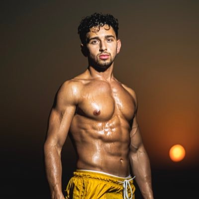 elnatanarusy's profile picture. I help busy adults lose fat and get in the best shape of their lives | DM “CHANGE” for 1:1 Fitness Coaching