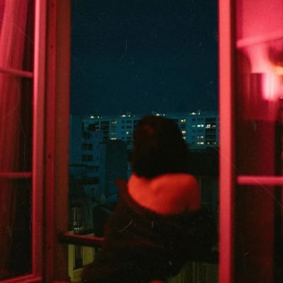 secondbitchyy's profile picture. 