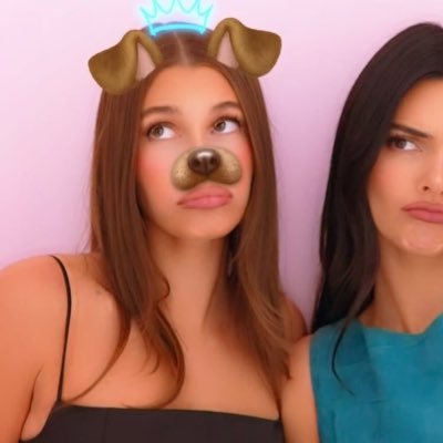 anahimiyy's profile picture. obsessed w/ Anahi and Hande Erçel. (fan account)