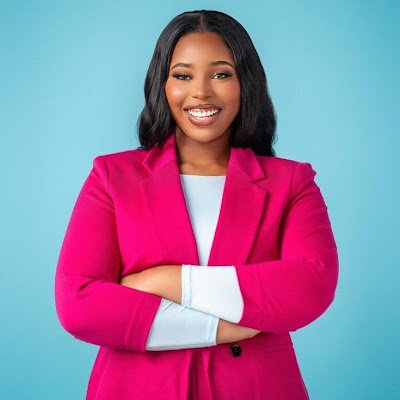 TracyF21048's profile picture. Helping authors grow their visibility and reader engagement 📚 | Goodreads & Amazon promotion | Authentic reviews | BookTok marketing | Building author brands