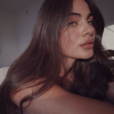 _angeel_herrera's profile picture. 《 𝑌𝑒𝑠, 𝐼 𝑎𝑚 𝑖𝑐𝑜𝑛𝑖𝑐, 𝑏𝑖𝑡𝑐ℎ 》*. : ｡✿ * ﾟ * .: ｡ ✿ * ﾟ  * . : ｡ ✿ *       *𝑀𝑜𝑑𝑒𝑙 𝑎𝑛𝑑 𝐷𝑖𝑔𝑖𝑡𝑎𝑙 𝑖𝑛𝑓𝑙𝑢𝑒𝑛𝑐𝑒𝑟*