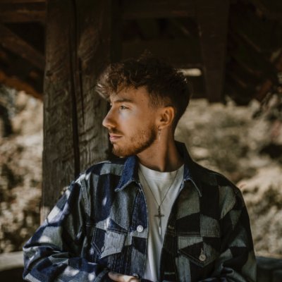 MorandTimothee's profile picture. Photographe & Graphiste - Ouvert à toutes propositions 📑 📸 Mon travail : https://t.co/ZmMfjAX52N