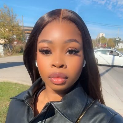 Lolaa_babyyy's profile picture. ❤️|Miracle’s left yansh🧎🏽♀️|Artist/Songwriter ✨📧: ololadeajokexx@gmail.com