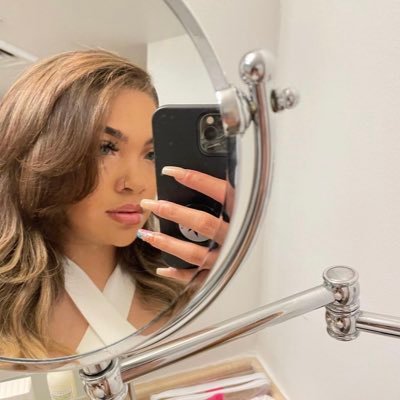 jewels09091's profile picture. Contact me for your massage therapy needs. Available both indoors and outdoors 💕