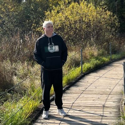 midwestlee73's profile picture. proud American, family man & USW union member