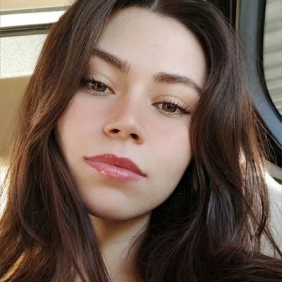 afnuya's profile picture. 