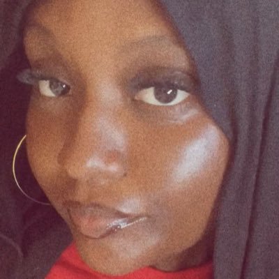 eemah_'s profile picture. Gemini♊
MUFC❤❤