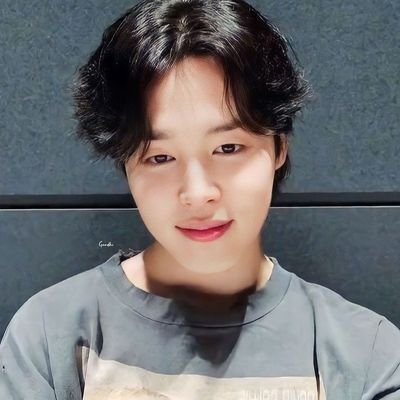 jimin_mooc44831's profile picture. 