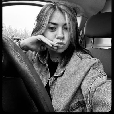 maeva_etn's profile picture. peanut butteeeer