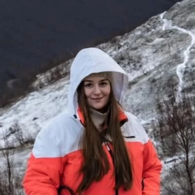 @frauaprilia
