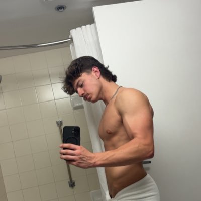 King_Henny1's profile picture. Get on your knees for me. Dying to drain your wallet. Dm’s are open for customs