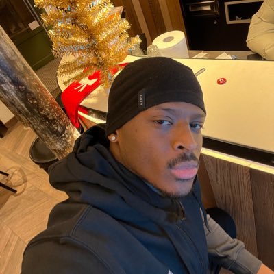 drrissou's profile picture. https://t.co/gYT9ZzQ6yk
