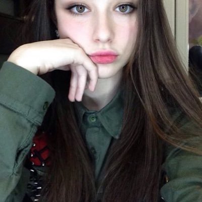 emeraldgreen30's profile picture. 