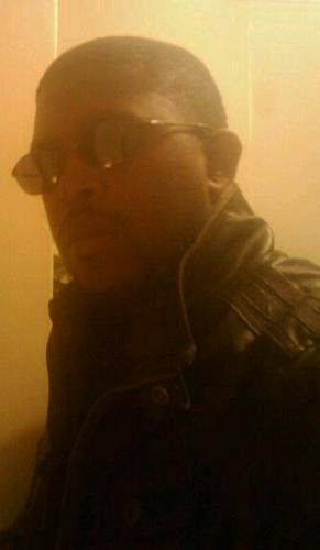 New Orleans native, singer and songwriter. Contact me alton43@Gmail.com, Websites Kem-i-stry@reverbnation, Facebook AltonaltuneinRandall