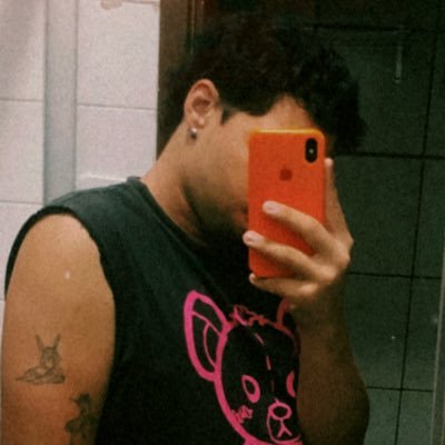 poxapredu's profile picture. If you want me, meet me in the electric chapel👹