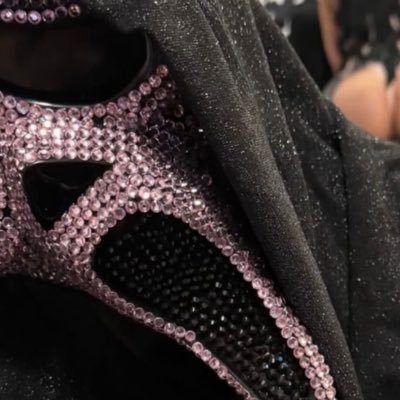 asexxyystranger's profile picture. 