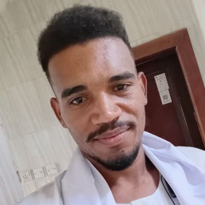 FarisAjami's profile picture. ببكي عليك ياوطني وبحسر من اللي بحصل ليك من تجريح ومن الام 🇸🇩