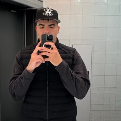 moi_5103's profile picture. 