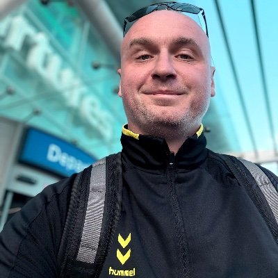 K_Osieglewski's profile picture. ✞ J 16,33  |  🎥 VIDEO PRODUCTION  | 🧤FUTSAL