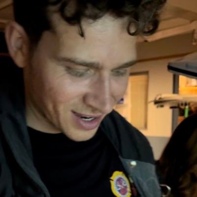 brooklyntveit's profile picture. the colors of the world are changing day by day