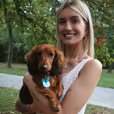 erinnnmccarthy's profile picture. 🏜🌈🫀🌻🦋🍯