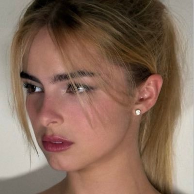 guiltyasns's profile picture. pharmacy student, i love: taylor swift, sanji, narusasu, isagi yoichi (my goat), kiis & rnis and bl manhwas