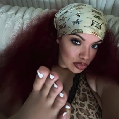 misslightt's profile picture. Real Raw 💋