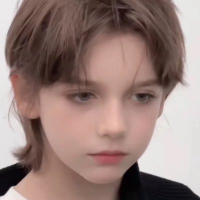 Velogula's profile picture. 