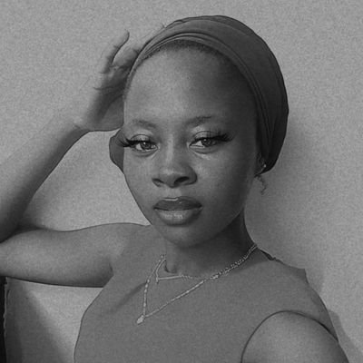 dameprudence's profile picture. Sui generis. Avid Reader 📚. Melomanic. Odd ball 🤔. Ambivert. Bread and beans ❤️er. Face Model. VOA🎙️.