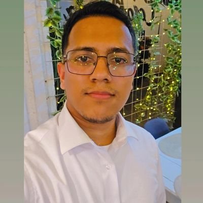 Lucario_307's profile picture. Jugador de Pokémon Unite 📱Squeak Master 🫡 Buscando... 👀