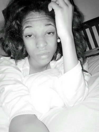 shelovesWANN_'s profile picture. Follow my new twitter @theletterB_ .