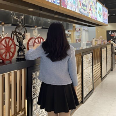 Larissette12's profile picture. Designing life’s runway 👗
Investing for the future 💼
Driving with passion 🏎
Breathing with yoga 🧘‍♀️
 — Loving USA🇻🇳