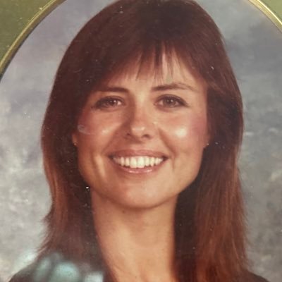 FloraCarbon's profile picture. ♥️Matthew 7:12 /M.S. Speech Therapy NU & U of R/ B.A. UCLA Theater/ IYT Yoga/ AFAA pers.trainer/ CHRB-TB HorseTrainer/ Numerology 🚫