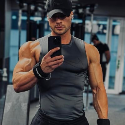 Tony_Michaels's profile picture. 