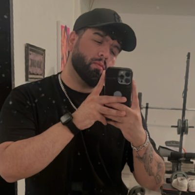 ubaman16's profile picture. Streamer Mexicano en Twitch y Creador de Contenido en Youtube